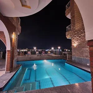  Apartment Blue Nile House