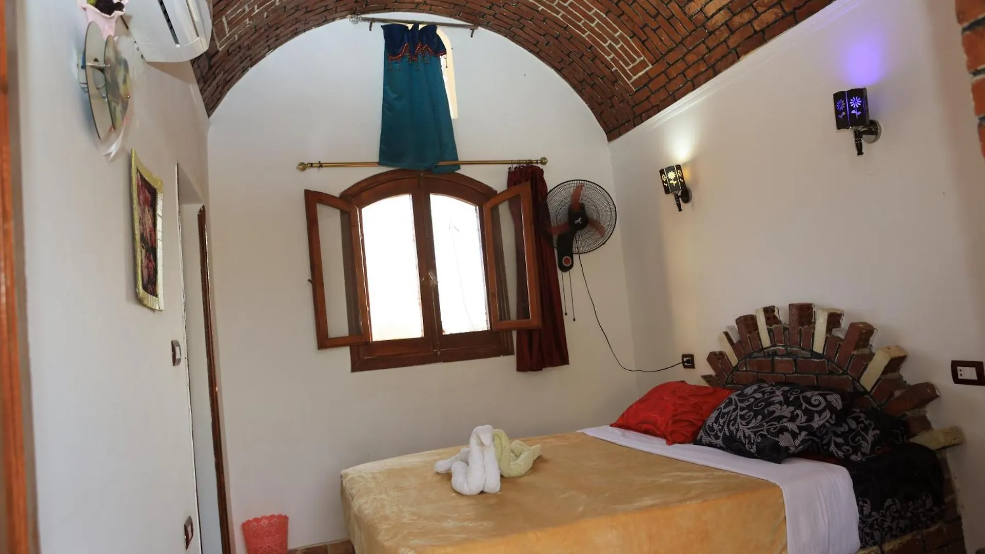 Memnoun House Villa Luxor Lodge